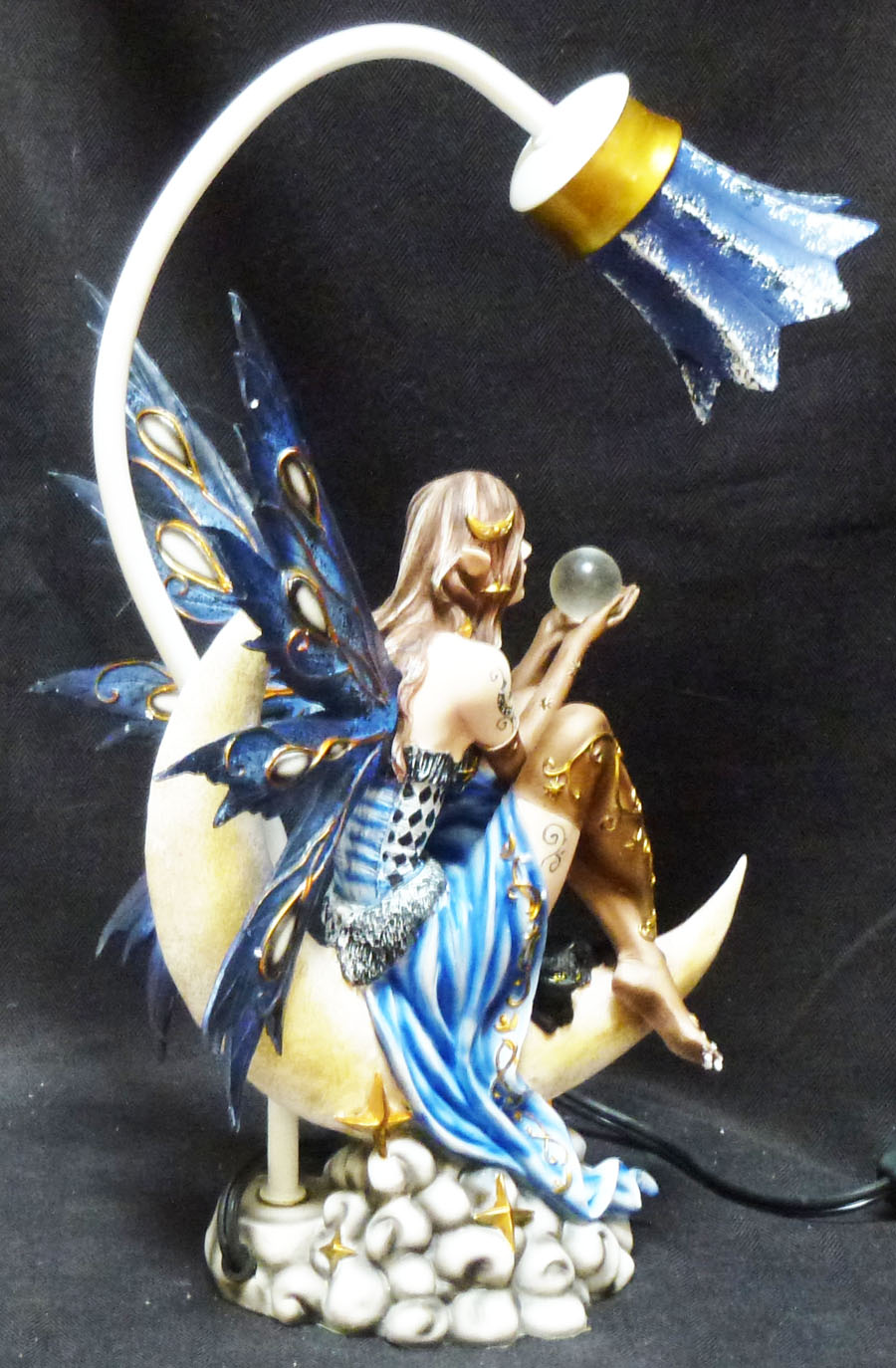 moonlight studio figure