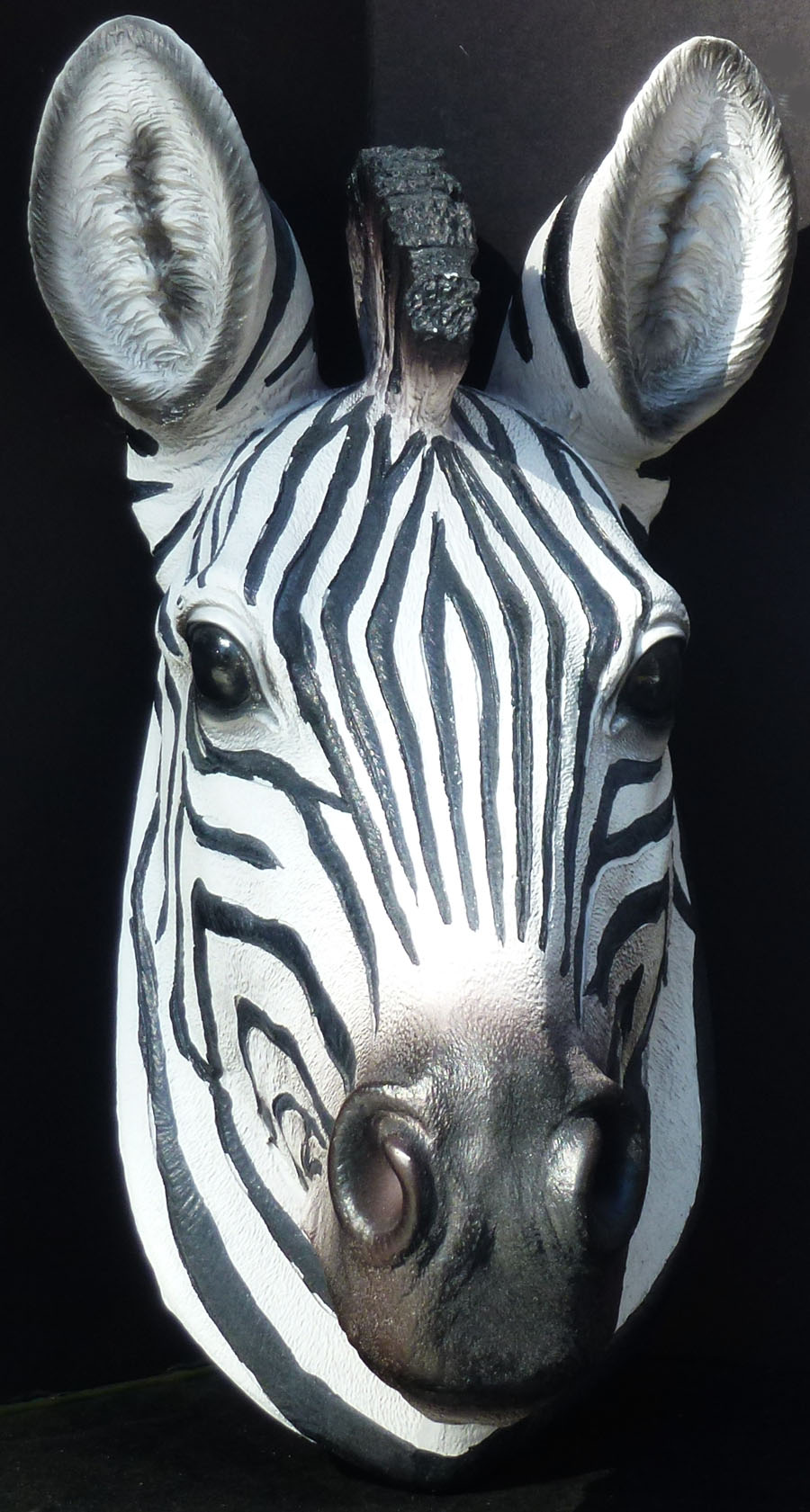 zebra statue decor