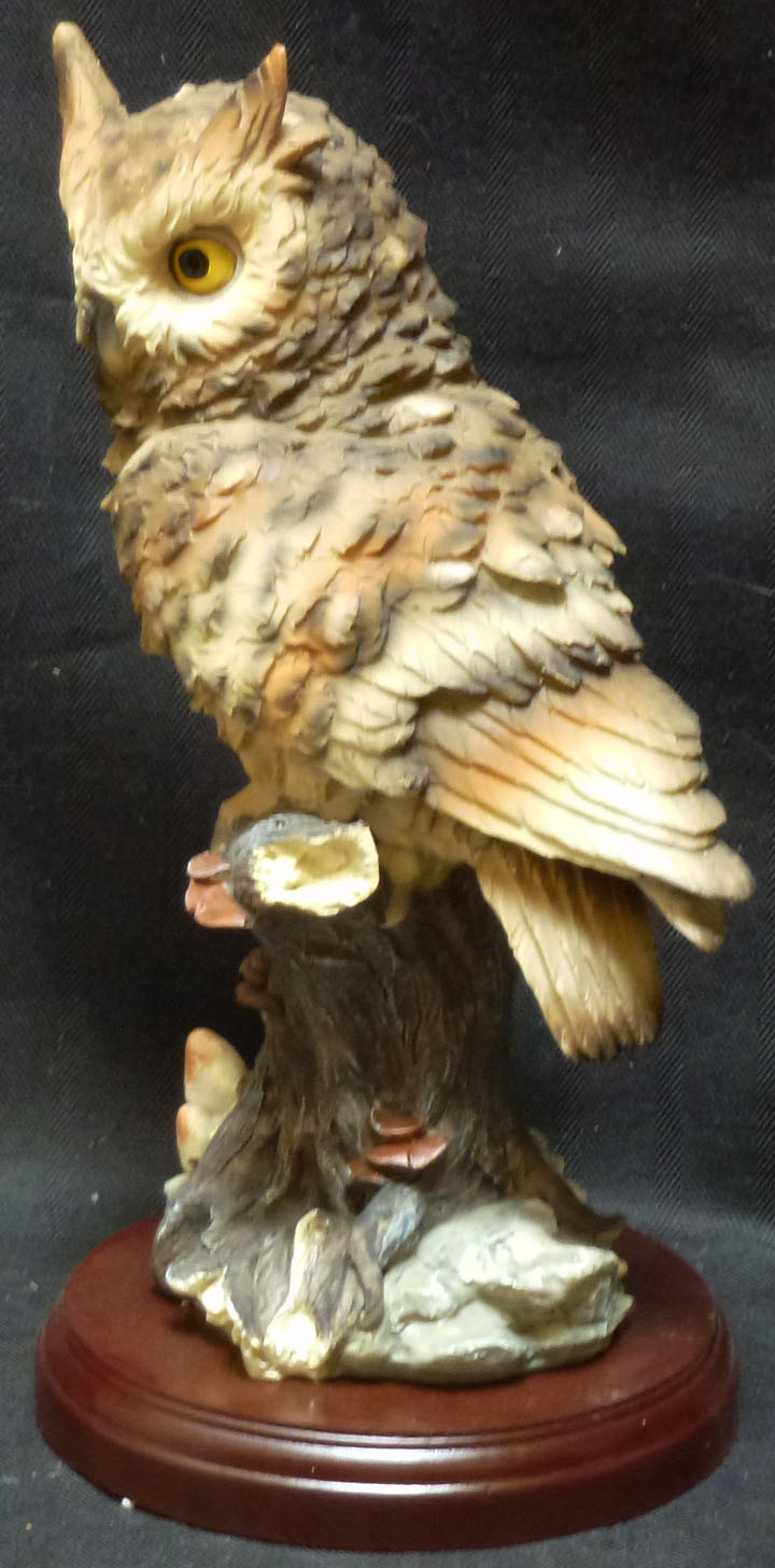 PERCHED Owl Sitting on Limb statue figure H13